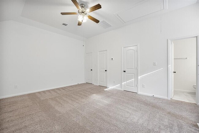 Building Photo - 11926 Briarwood Hill Way