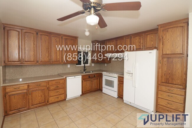 Building Photo - Stunning Home in Granite Hills! 4 Bed 2.5 ...