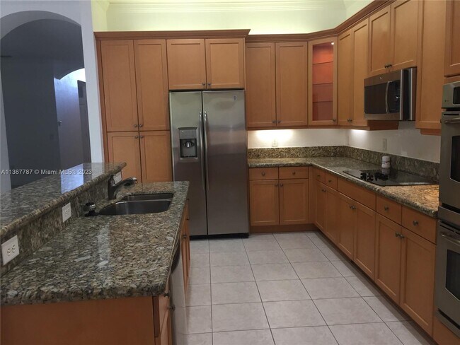 Building Photo - 17373 SW 47th Ct