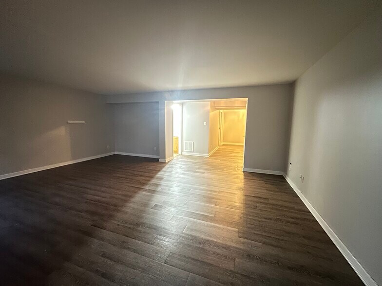 Building Photo - 11477 Abbots Cross Ln