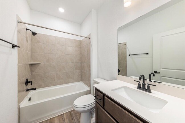 Building Photo - 201 Coachsmith St