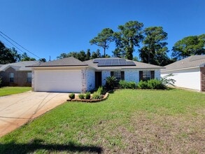 Building Photo - 400 Pristine Water Ln