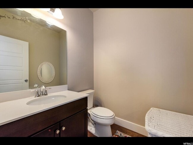 Building Photo - Great Daybreak Home Available!