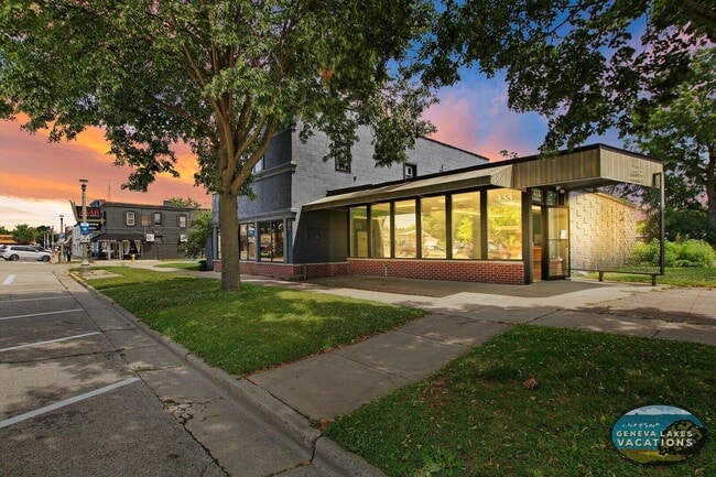 Building Photo - 433 Broad St