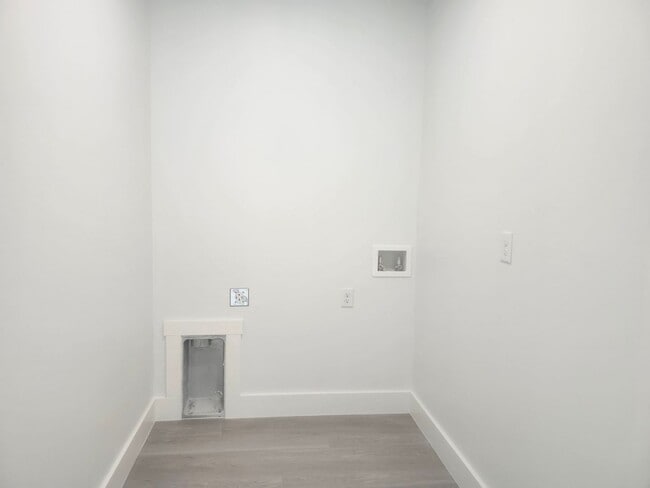 Building Photo - Brand new 3 bedroom 2 bath