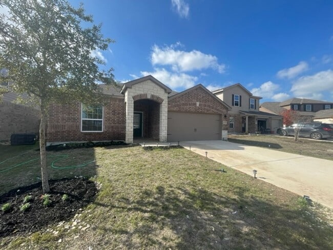 Building Photo - 6350 Daisy Way