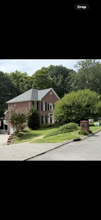Building Photo - Coming Soon! Updated 4 Bed / 3 Bath Home i...