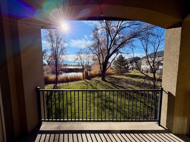 Building Photo - 2001 W Golden Pond Way