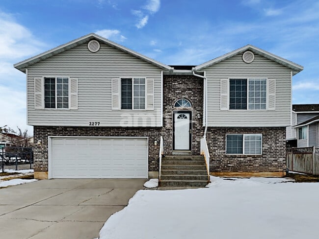 Building Photo - 2277 W 2300 N