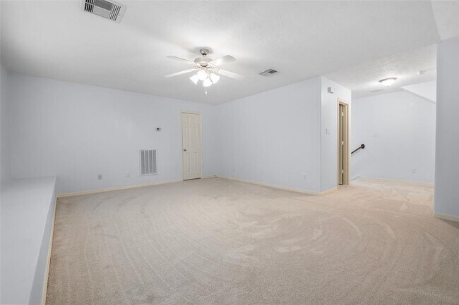 Building Photo - 1518 Olive Park