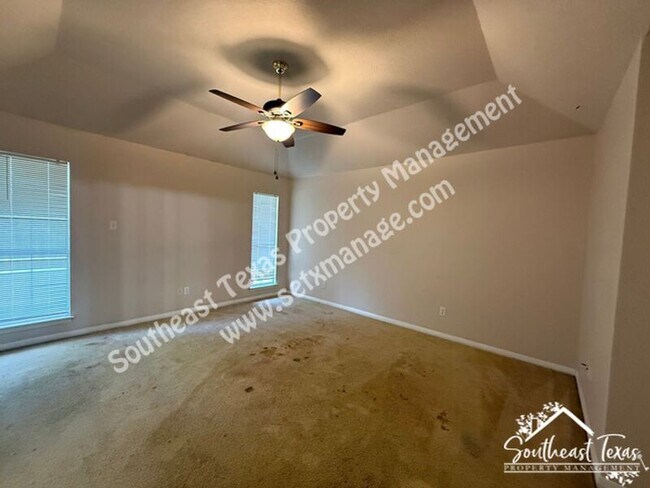 Building Photo - 7890 Jill Ln