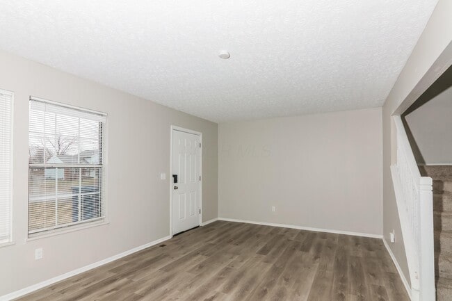 Building Photo - 2405 Edmonton Rd