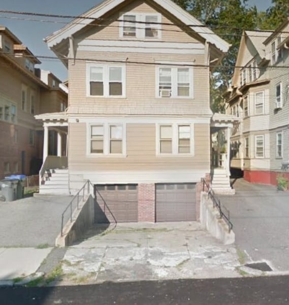 Building Photo - 148 Taber Ave