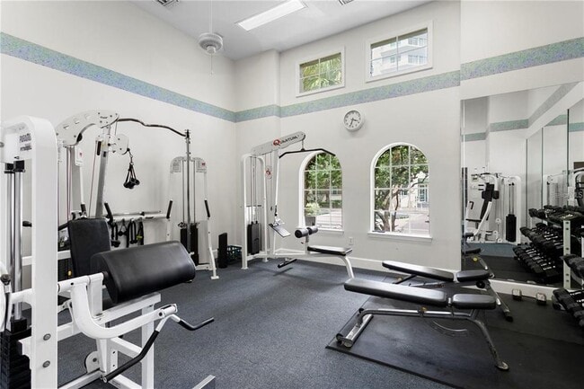 Building Photo - 501 Knights Run Ave