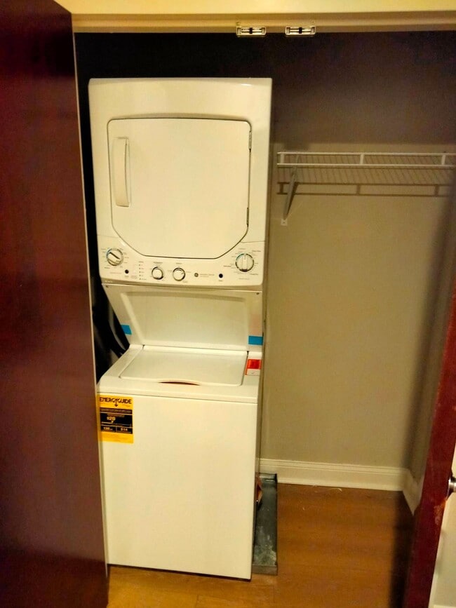 Building Photo - 44 Imlay St