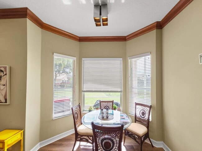 Building Photo - 5058 Glenville Dr