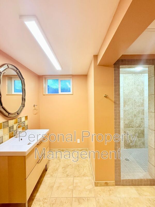 Building Photo - 1308 NW 50th St