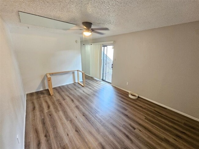 Building Photo - 2502 Jones Rd