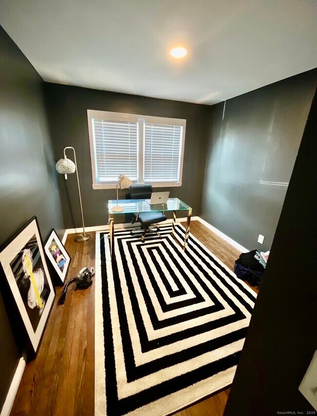 Building Photo - 3 Donna Dr