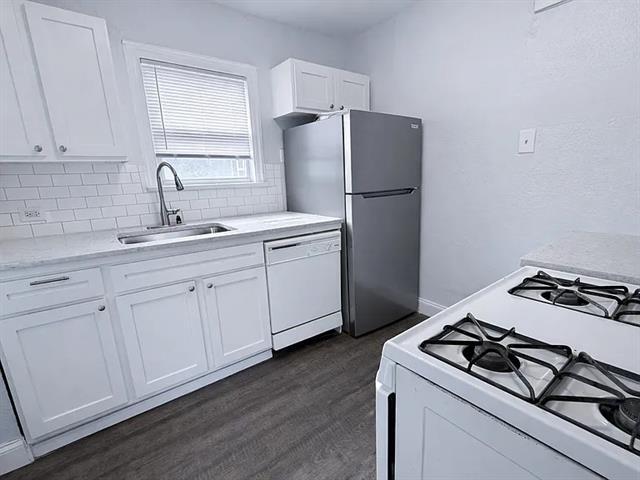 Building Photo - 5930 Victor St