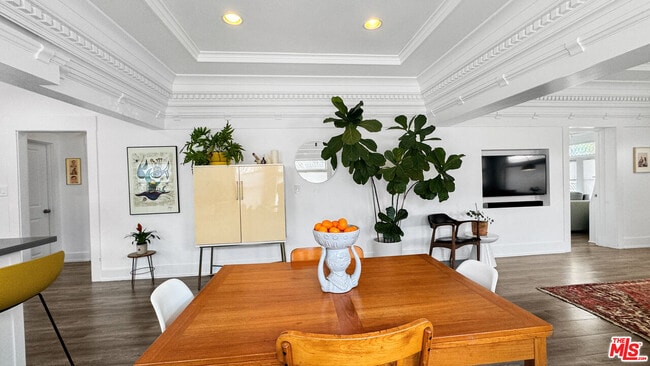 Building Photo - 3489 2nd Ave