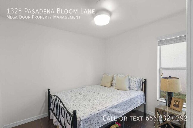 Building Photo - 1325 Pasadena Bloom Ln