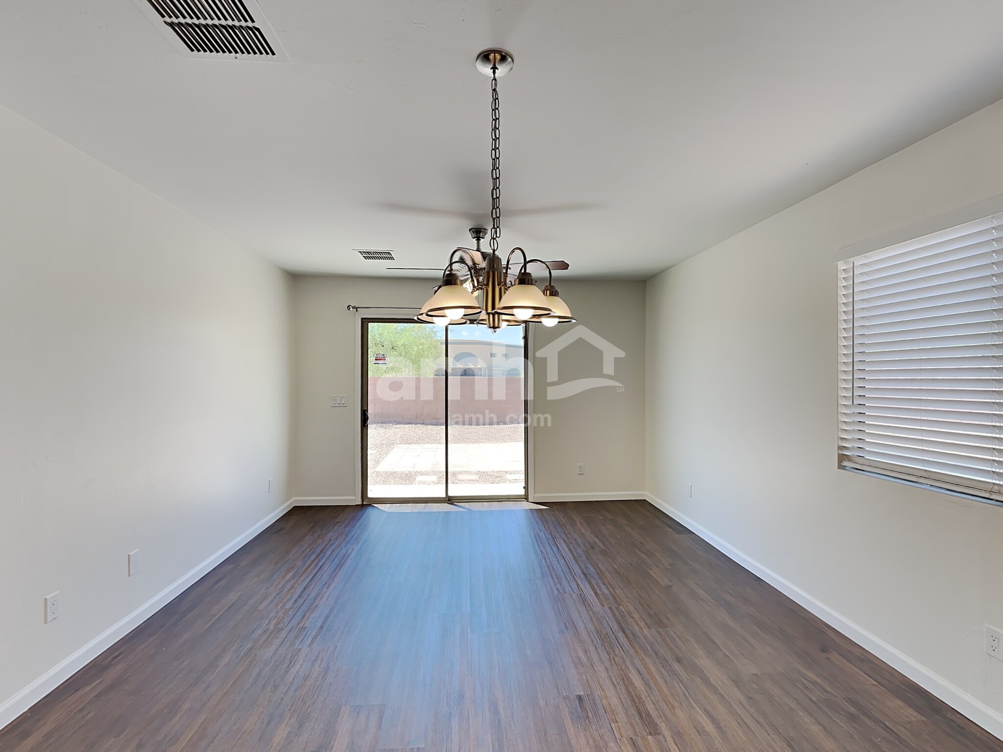 Building Photo - 729 W Firehawk Dr