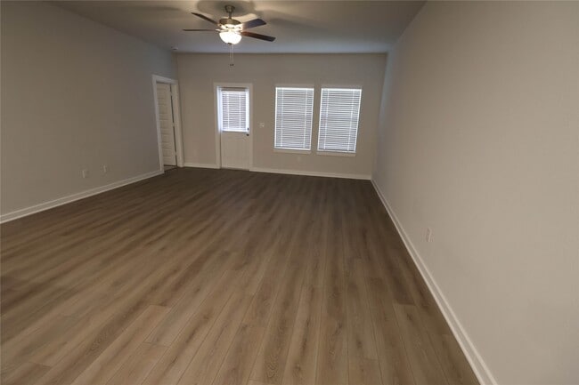 Building Photo - 8530 Blueberry Ash St