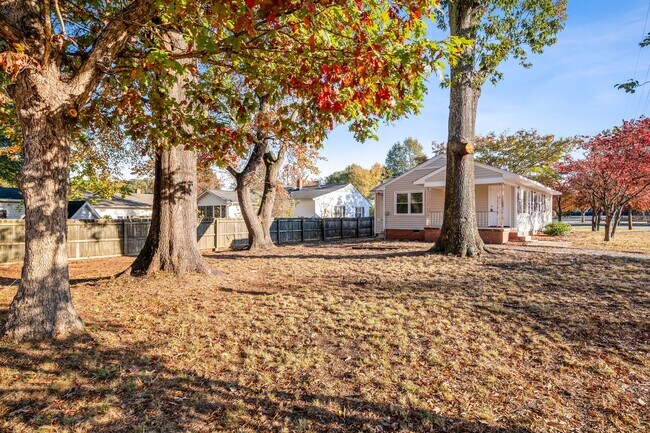 Building Photo - 2809 Keeler St