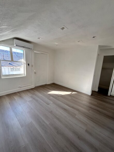 Building Photo - 1967 NW 24th Ave