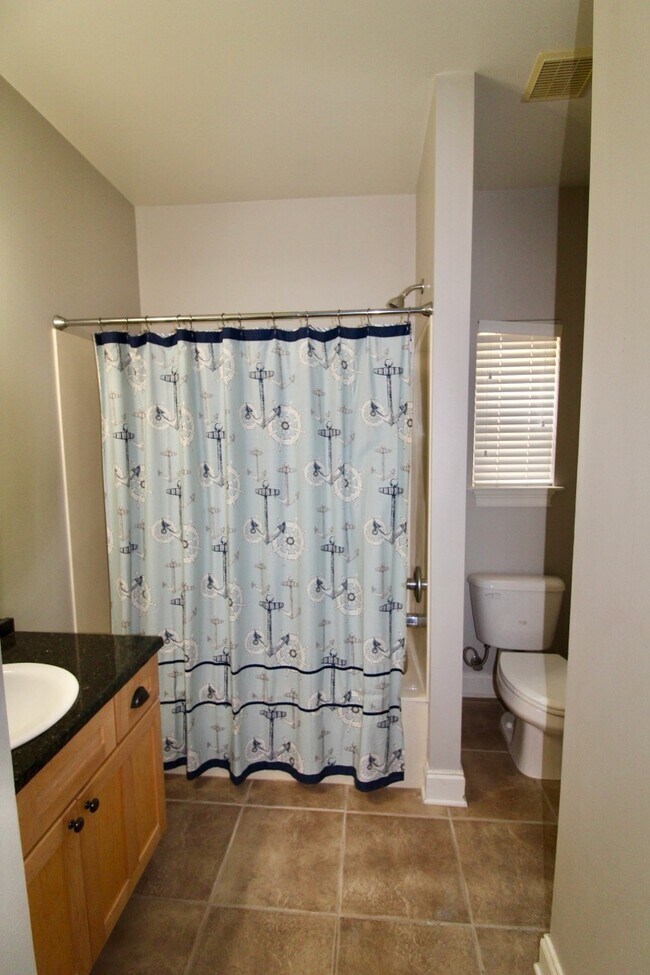 Building Photo - 30 N Wildflower Dr