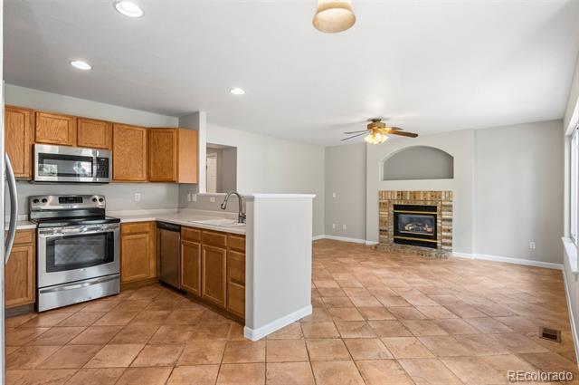 Building Photo - 16221 Bluebonnet Dr