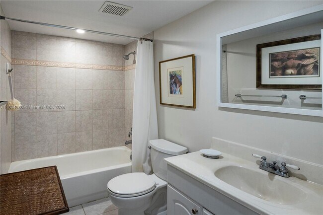 Building Photo - 7725 SW 86th St