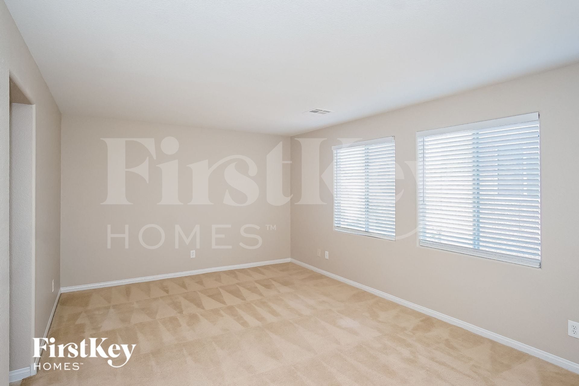 Building Photo - 8688 Pico Grande Ct