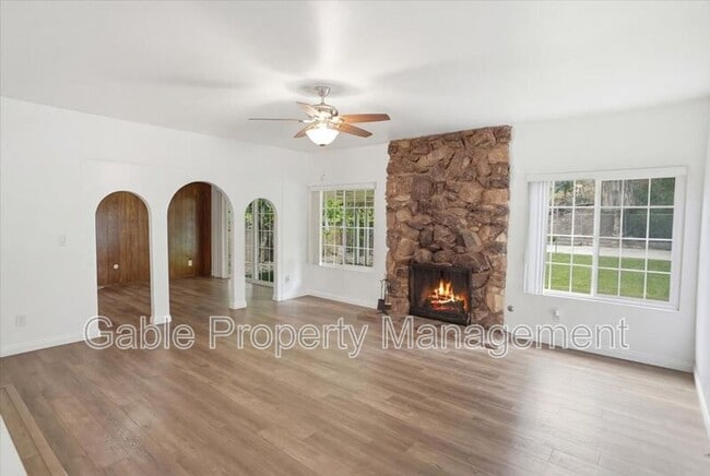 Building Photo - 27277 Garza Dr