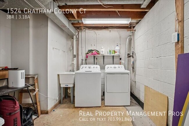 Building Photo - 1524 Chatham Colony Ct