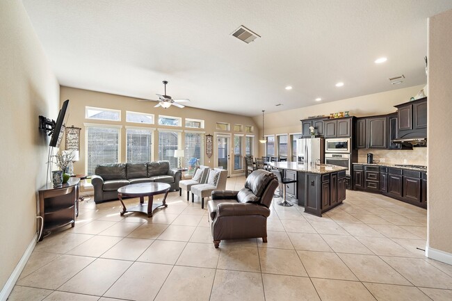 Building Photo - 17119 Kildonan Ct