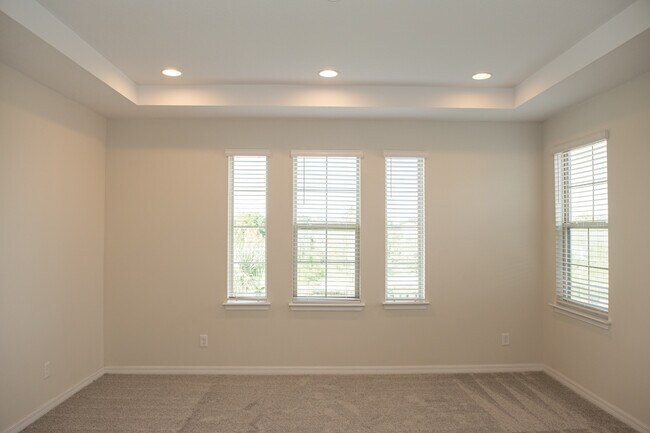 Building Photo - 1547 Bayfront Pk Aly