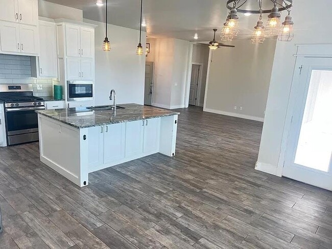 Building Photo - 8212 NW 151st St