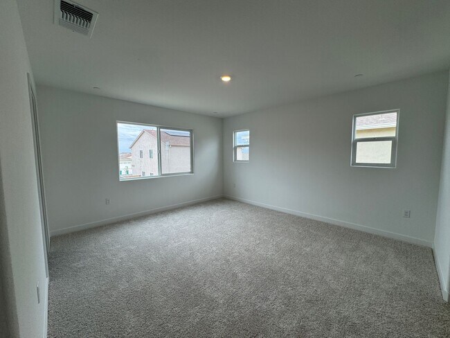 Building Photo - 10962 Admiral Cv Wy