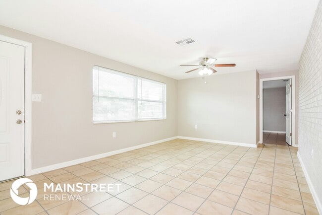 Building Photo - 10227 Glen Moor Ln