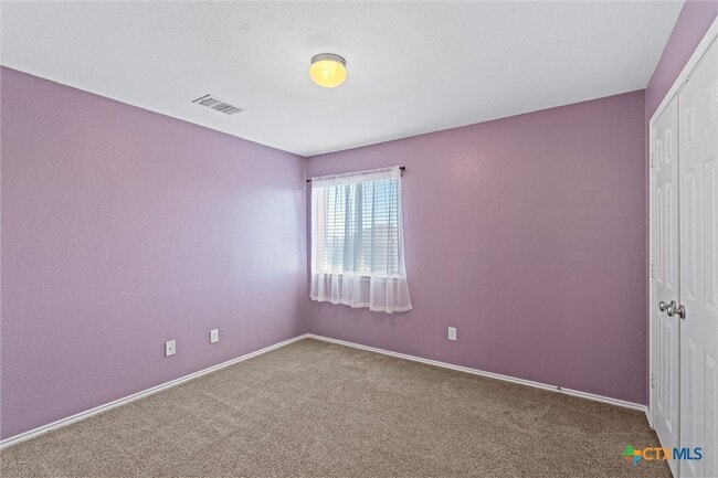 Building Photo - 2108 Scott Dr