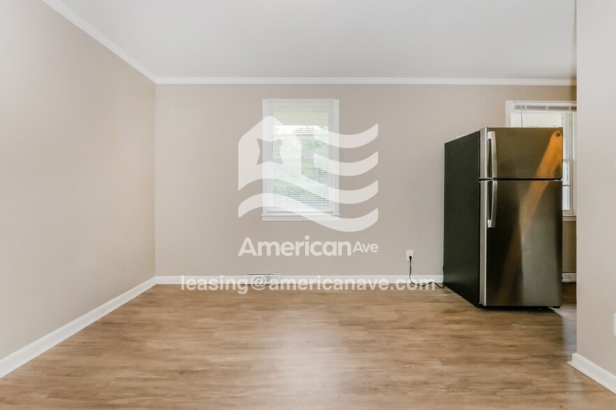 Building Photo - 133 Ann Pl