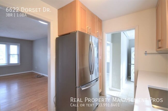 Building Photo - 6622 Dorset Dr