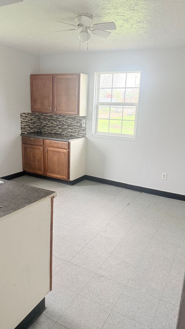 Building Photo - 501/503 S walnut St