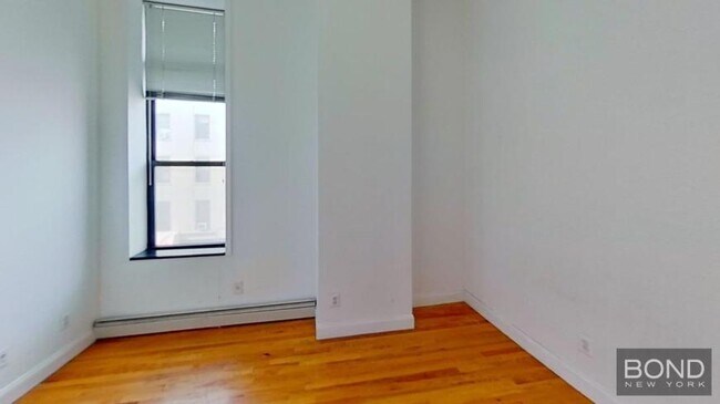 Building Photo - 3 bedroom in Manhattan NY 10003