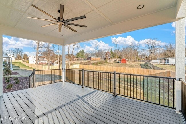 Building Photo - 7826 S Northshore Dr