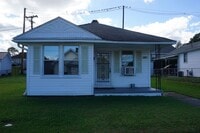 Building Photo - Comfortable One-Level Living in a Prime Lo...