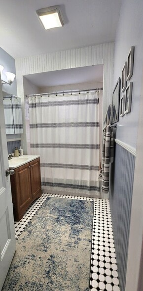 Building Photo - 66 Chestnut St