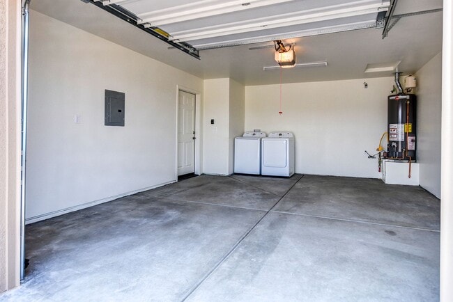 Building Photo - 3850 E Teri Ct